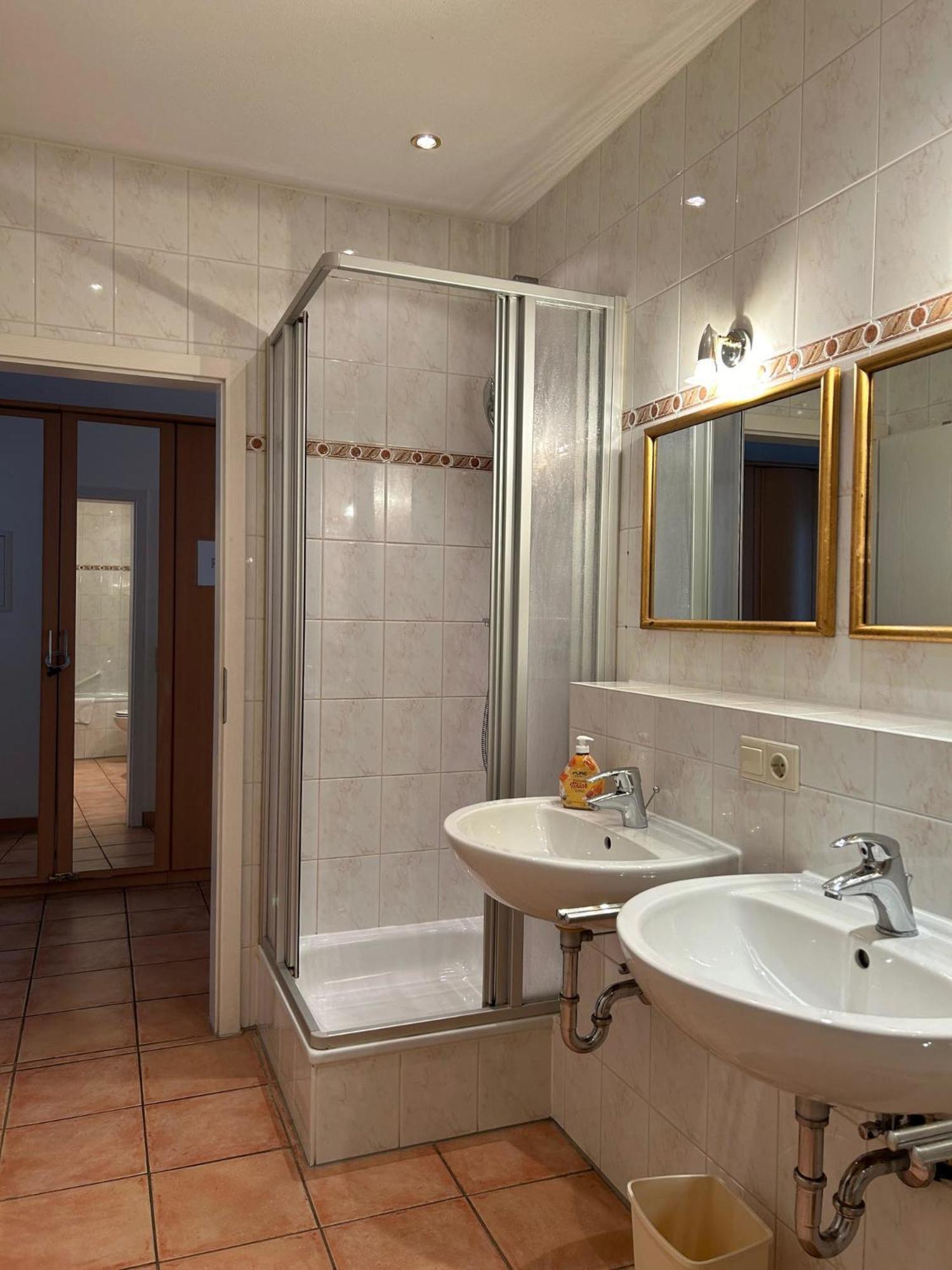 Gabi Mit Pool Und Sauna Ubersee Bagian luar foto